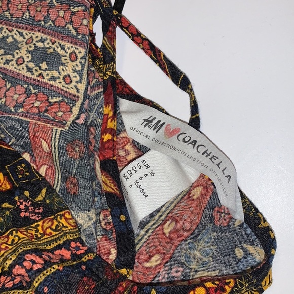 H&M Coachella Multicoloured Boho Bell Sleeved Floral Crop Top - Women’s Size 6 - Picture 6 of 7